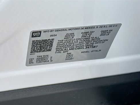 Used 2024 GMC Terrain SLE image 31