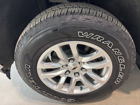 Certified 2021 Chevrolet Silverado 1500 RST AWD/4WD image 11