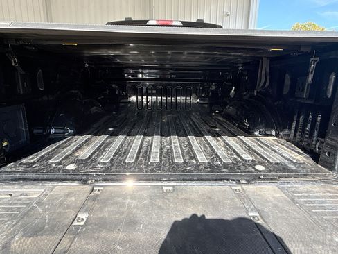 Used 2023 Ford F150 Platinum image 35