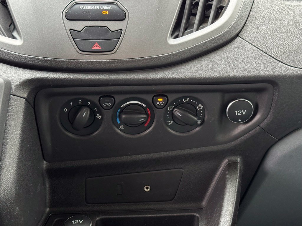 Used 2015 Ford Transit 250 130 Low Roof w/ Exterior Upgrade Package RWD image 7