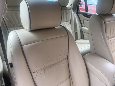 Used 2004 Jaguar XJ8 image 36