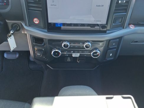 Used 2025 Ford F150 XLT w/ Equipment Group 301A Standard image 11