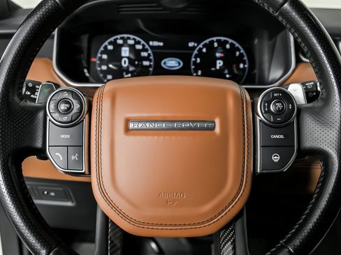 Used 2017 Land Rover Range Rover Sport SVR image 30