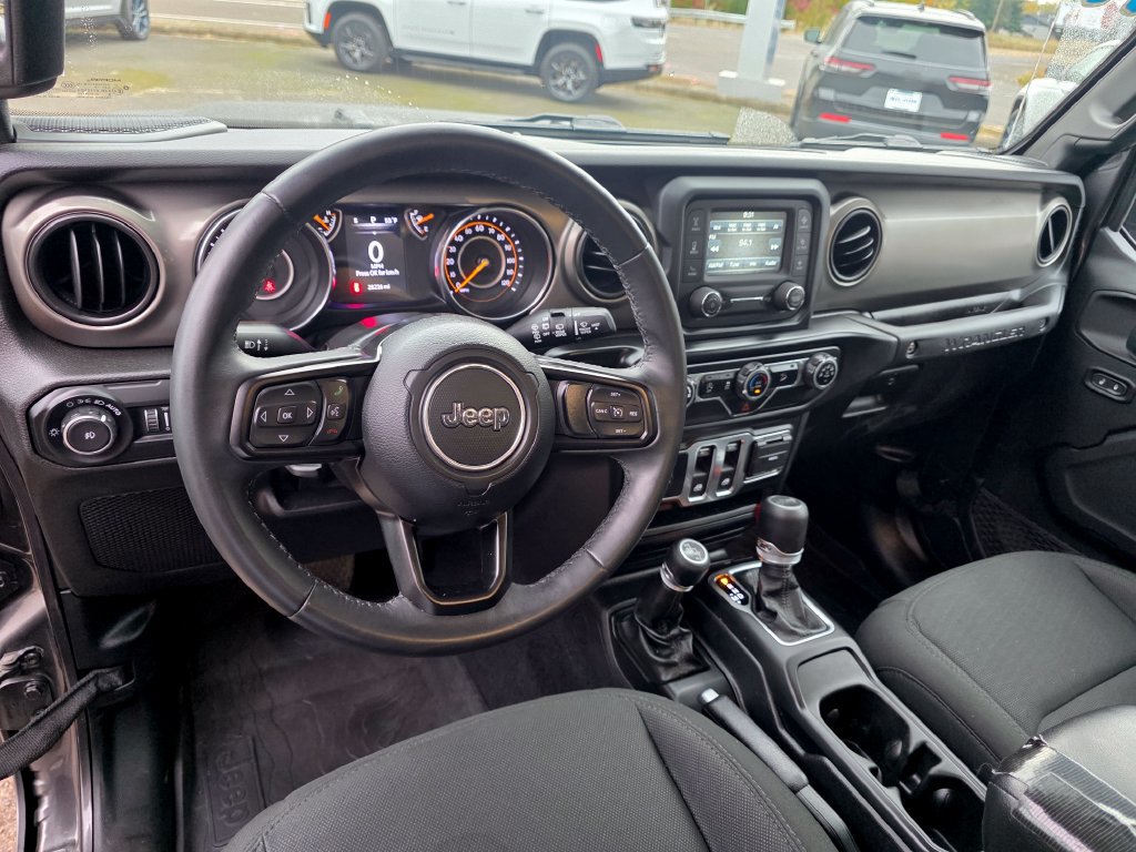 Used 2019 Jeep Wrangler Sport AWD/4WD image 5