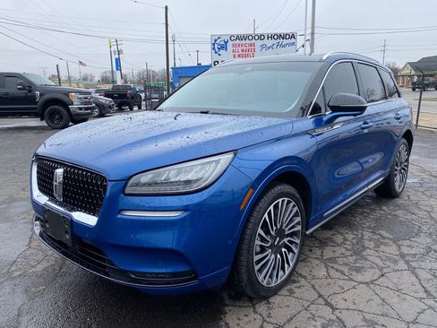 Used 2021 Lincoln Corsair Reserve w/ Equipment Group 201A image 8