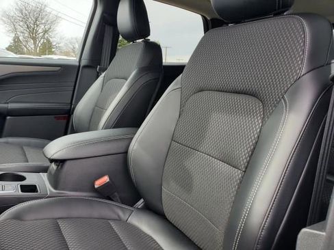 New 2024 Ford Escape SE image 15