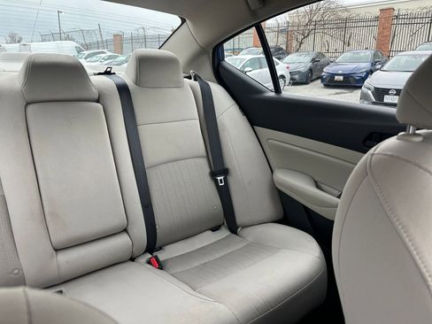 Used 2025 Nissan Altima 2.5 SV image 36