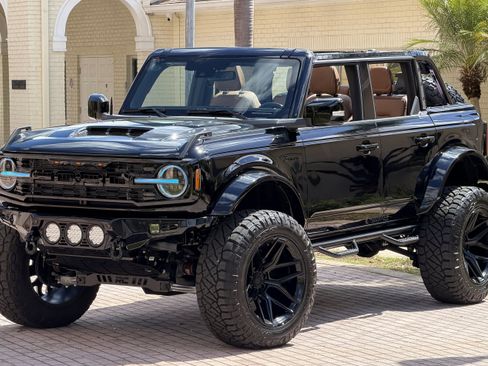 Used 2025 Ford Bronco Outer Banks AWD/4WD image 29