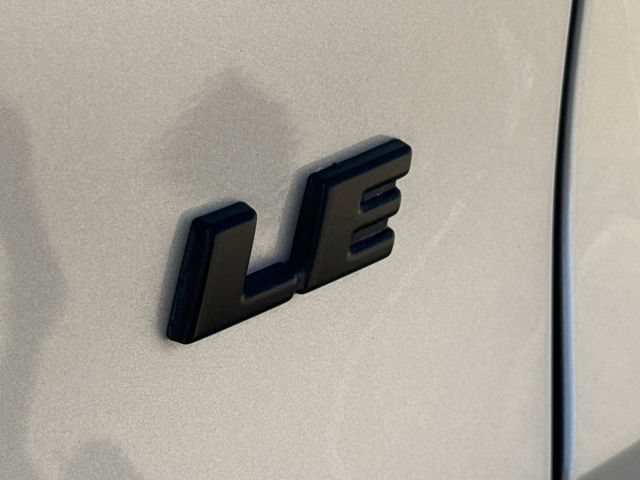 Used 2024 Toyota RAV4 LE FWD image 10
