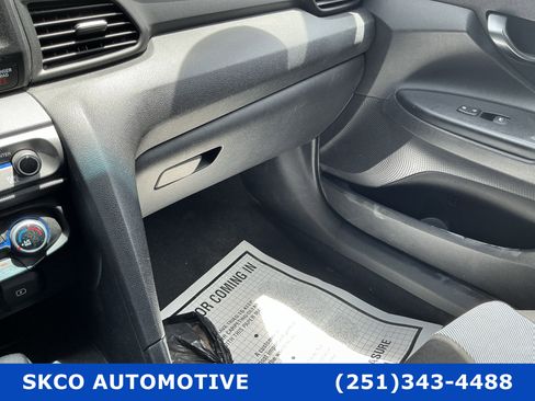 Used 2019 Hyundai Veloster 2.0 FWD image 24