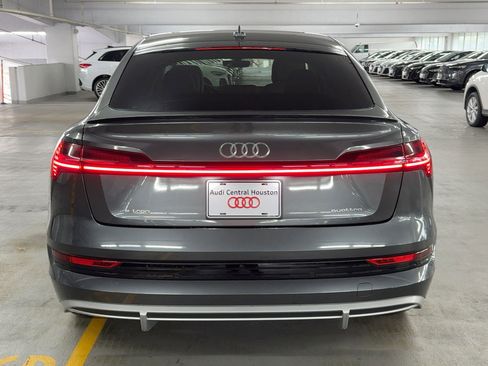 Used 2021 Audi e-tron Premium Plus w/ Premium Plus Package image 10