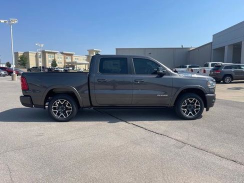 Used 2026 RAM 1500 Laramie AWD/4WD image 4
