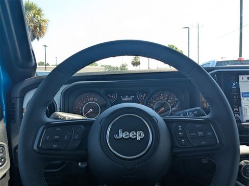 New 2025 Jeep Gladiator Sport image 26
