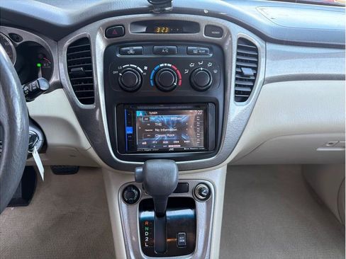 Used 2002 Toyota Highlander 4WD V6 image 16