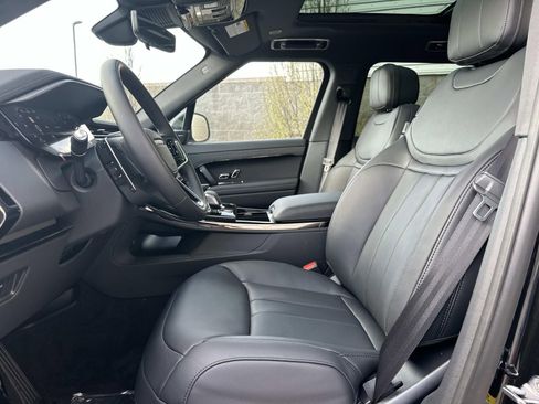 New 2026 Land Rover Range Rover Sport SE AWD/4WD image 12