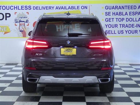 Used 2022 BMW X5 xDrive40i w/ Premium Package image 5