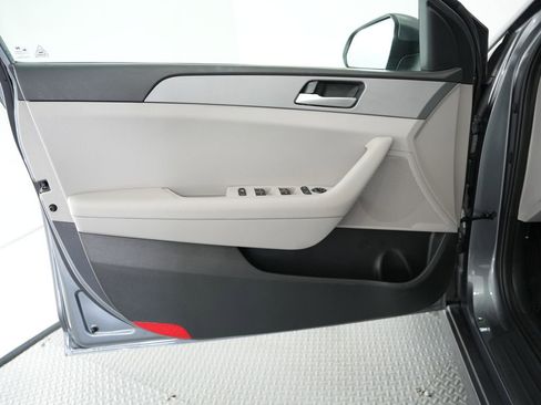 Used 2019 Hyundai Sonata ECO image 40