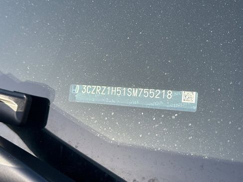 Used 2025 Honda HR-V Sport image 2