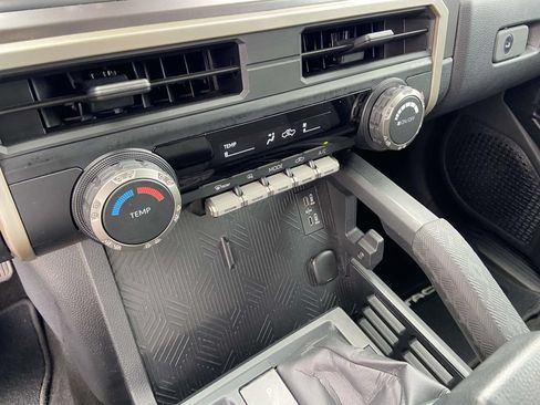 Used 2024 Toyota Tacoma SR5 RWD image 22