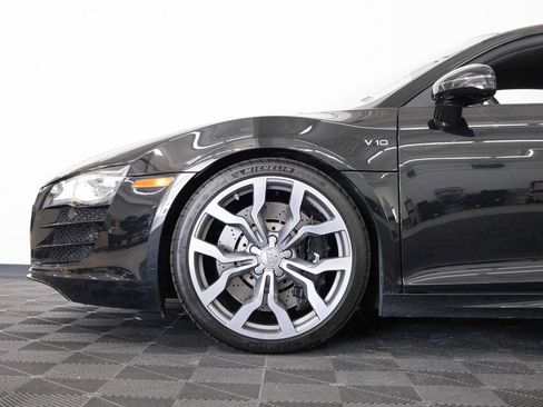 Used 2010 Audi R8 V10 AWD/4WD image 11