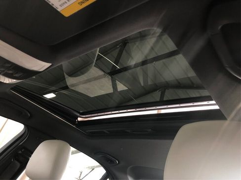 Used 2010 Mercedes-Benz C 300 C 300 image 12