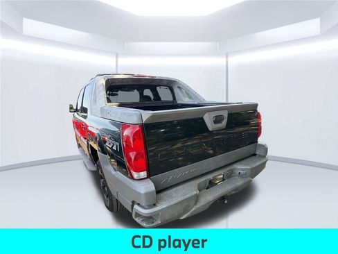 Used 2002 Chevrolet Avalanche 4x4 w/ Off-Road Suspension Pkg image 8