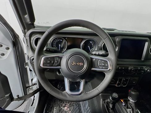 Used 2023 Jeep Wrangler Unlimited Sahara w/ Cold Weather Group AWD/4WD image 11