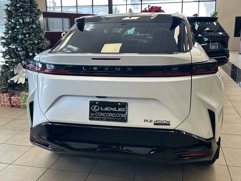 New 2026 Lexus RZ 450e AWD image 5