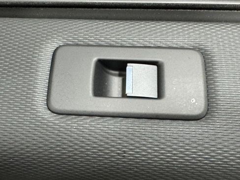 Used 2026 Land Rover Discovery Limited Edition image 22