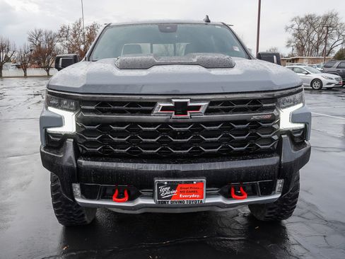 Used 2024 Chevrolet Silverado 1500 ZR2 w/ Technology Package image 3
