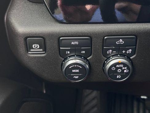 Certified 2024 GMC Sierra 1500 Elevation AWD/4WD image 24