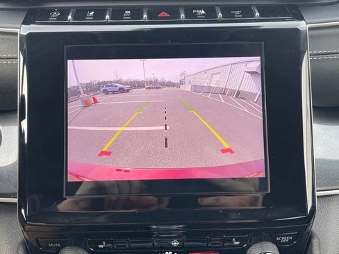 Used 2023 Jeep Grand Cherokee L Laredo w/ Luxury Tech Group I image 13