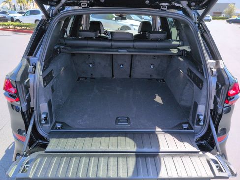 New 2026 BMW X5 xDrive40i w/ Executive Package AWD/4WD image 32
