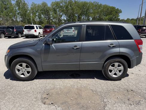 Used 2006 Suzuki Grand Vitara Premium AWD/4WD image 6
