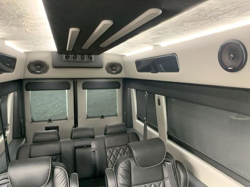 Used 2023 RAM ProMaster 3500 w/ Premium Appearance Group image 14