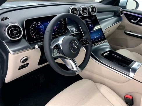 Used 2026 Mercedes-Benz GLC 300 image 20
