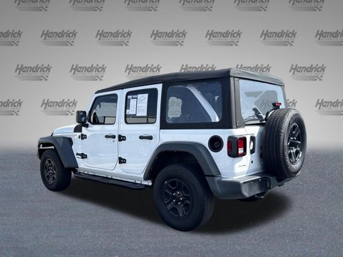 Used 2022 Jeep Wrangler Unlimited Sport AWD/4WD image 7