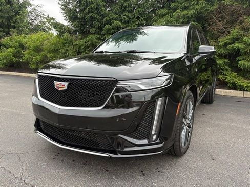 Used 2024 Cadillac XT6 Sport w/ Technology Package AWD/4WD image 1