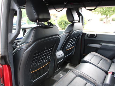 Used 2021 Ford Bronco Badlands image 25