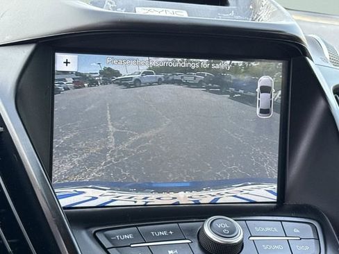 Used 2017 Ford Escape SE w/ Equipment Group 201A FWD image 34