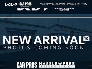 Used 2023 Hyundai Elantra SEL w/ Convenience Package image 1