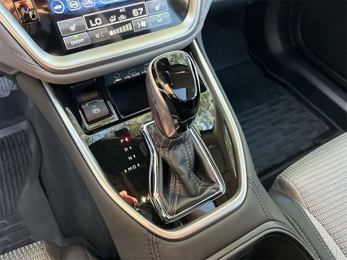 Certified 2025 Subaru Outback Premium image 22