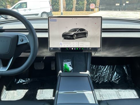 Used 2024 Tesla Model 3 Standard Range RWD image 15