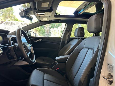 Used 2024 Audi Q4 e-tron Premium Plus w/ Premium Plus image 12