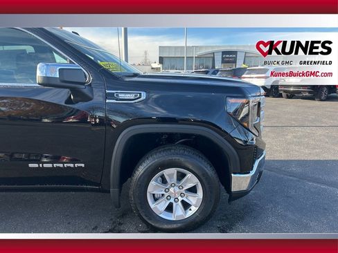 New 2026 GMC Sierra 1500 SLE image 13