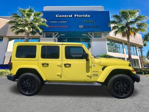 Used 2024 Jeep Wrangler Unlimited Sahara w/ Safety Group image 4