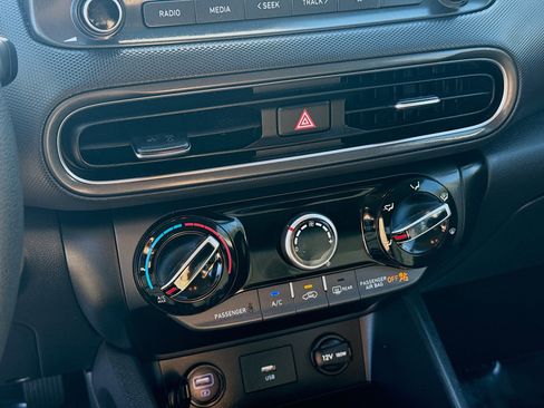 Used 2023 Hyundai Kona SEL image 12