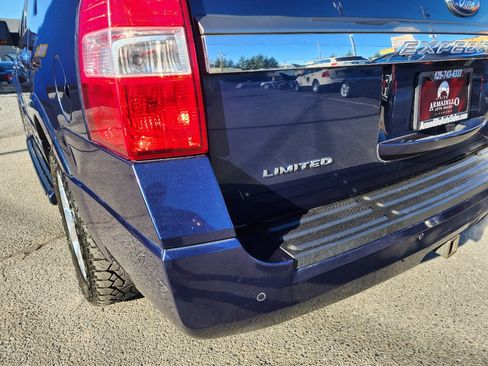 Used 2016 Ford Expedition Limited image 37