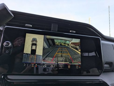 Used 2026 GMC Sierra 2500 AT4 w/ AT4 Premium Plus Package AWD/4WD image 23