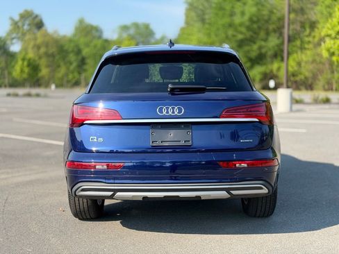 Used 2023 Audi Q5 2.0T Premium w/ Convenience Package AWD/4WD image 5